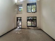 渝北区 香港置地约克郡翠微堤 五房 535万