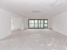 蓝爵国际新出大面积,双金山,诚心卖,价格可谈