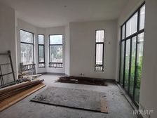 中海东湖观邸5室2厅5卫南朝向850.0万元/套出售