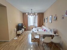 成华区 鲁能城一期 三房 164万