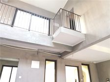 信成道上叠!赠露台,实用面积270平,对比新房产品好很多