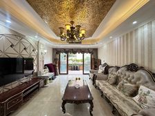 渝北区 中航翡翠城洋房 三房 150万