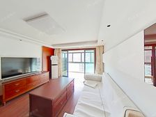 中间位置,中间楼层 南北通透 ,无遮挡 满五年 随时看!诚售