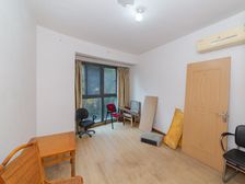 中央花园 2室2厅 简装修出售价格可谈