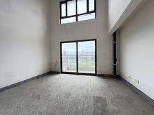 南长扬名 华发首府别墅 毛坯改造使用面积多 成熟商圈 诚售