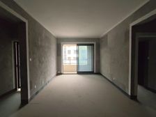 轻轨站旁,朝南朝中庭洋房三房 111万