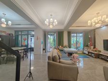 业主急售云溪苑精装上叠带露台室内装有5房送全屋家电 即买即住