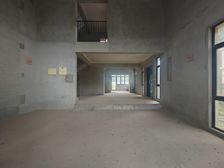 捡漏价 鲁能美式联排别墅端户 花园200平送两个产权车位