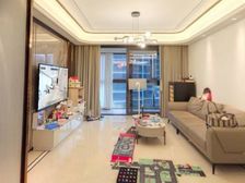 江枫晓月府 4室2厅 南 精装