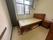 四季康城三房 精装修满五 户型楼层好 朝南 送家具家电齐全