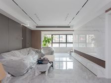 正南滨湖金茂悦4室2厅精装修