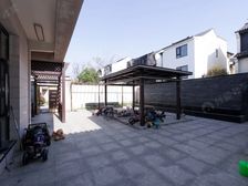 合润御府 精装大独栋别墅 花园200平 地上2层 可停6辆车