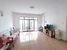 半岛融园新换电梯 刷卡才能到 配套齐全 南北通透 性价比高