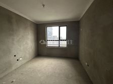 性价比超高的南北通透毛坯四房业主