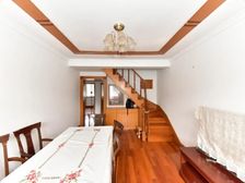 诚售沧本振华直属三楼复式三室两卫带朝南露台全天采光有车库车位