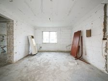 好房惜售|出门即轻轨|双拥欧尚万科两大商业|高区采光好!