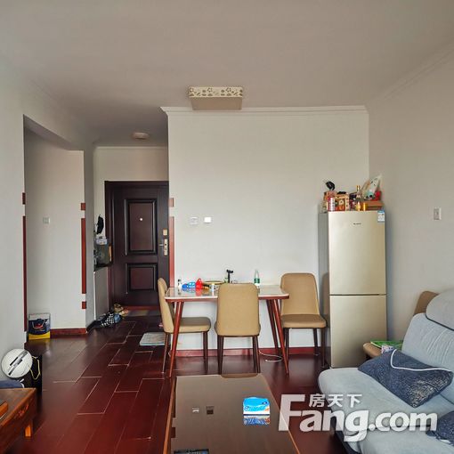 正南绿地朗山2室1厅精装修