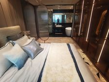 漕河泾(大平层)单价底,客厅面积100平左右,业主去外地发展
