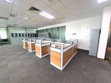 中国华融大厦,看澳门景观,带装修和办公用品出租,帮公司