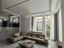 联排别墅,户型方正房东诚心出售