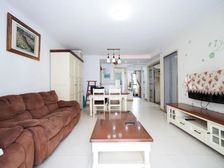 看房找小吴主做沧本振华手里有大量底价房源了解周边欢迎随时咨询