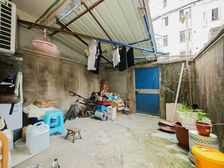 看房找小吴主做市实小本部,手里有大量底价房源了解周边欢迎咨询