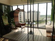 南广场精致两房(精装修,拎包入住)有车位,送储藏室
