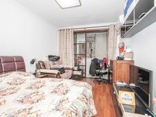精装修可拎包入住中间楼层南北通采光好满五唯壹 近7号岚皋路站