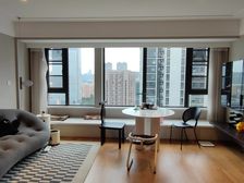 雅戈尔嵩江府 精装好房 朝南 交通便捷 车位充足 小三房