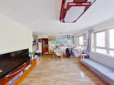 金隅七零九零 3室1厅 南 北