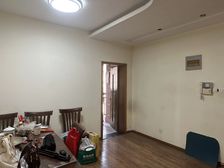 国际华城三村2房南精装真实好房