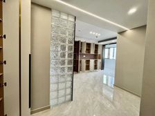 靠黄埔,南京西路板块(大平层行政公馆)豪装,自住,带车位