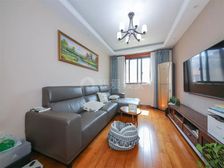 东盛公寓 精装顶楼复式4室2厅 双阳台,带大露台领包入住