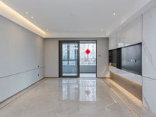 正南融创·滨湖印4室2厅精装修