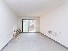 高铁北站,中海珑湾锦园,全新毛坯,南北通透,送车位