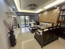 万科城南区4房2厅精装175万