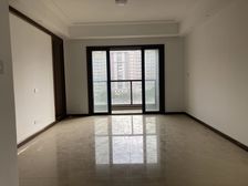 美的公园天下4室2厅2卫南朝向425.0万元/套出售