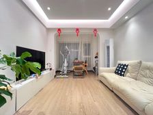 新上捡漏!!!万科品质精装 、带新风+地暖 、带家具家电