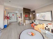 正南 浦发绿城1960弄小区 3室1厅