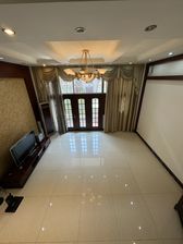 雅戈尔东湖花园一期5室2厅3卫南朝向750.0万元/套出售