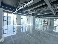 利群金鼎广场 崂山精装带!落地窗采光好!280平电梯