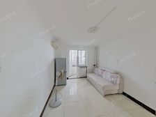 南三环洋桥 一层南北通透两居室 有钥匙 满五年公房 诚心出售