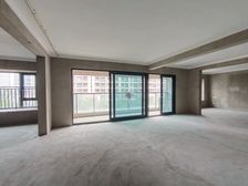 雅戈尔江上4室2厅2卫南朝向438.0万元/套出售