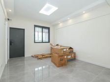 爱建新村+双南电梯大两房+15号线地铁+满五年的+梅川路菜场