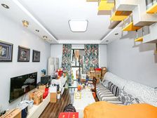 大阁楼+大露台+居家装修+南北通户型+看房随时!
