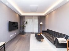 喜欢简单,不会凌乱,喜欢低调,不会张扬,四季和鸣雅园3室!