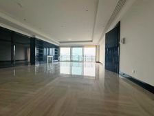 业主出国急售 价可谈 中间楼层景观好 新装修 看房方便