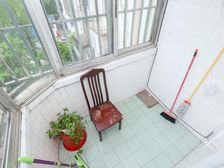 93年房龄.近地铁精装修一房一厅.全明户型.曹二附属