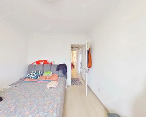 北苑次新南北通透大两居近地铁17线采光好电梯板楼