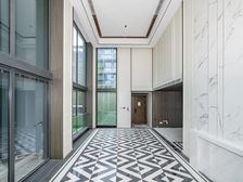 新出荣盛天翌 全新 精装修未住底层复试特价急卖 随时看房